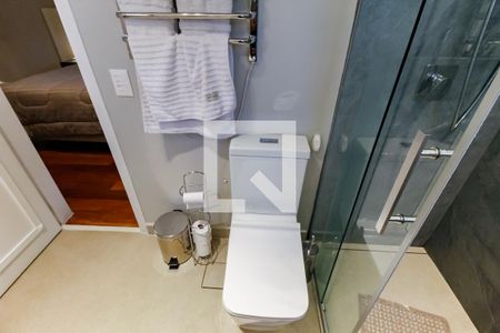 Apartamento à venda com 197m², 4 quartos e 3 vagasBanheiro da Suíte 2