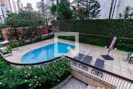 Apartamento à venda com 197m², 4 quartos e 3 vagasÁrea comum - Piscina
