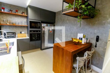 Apartamento à venda com 197m², 4 quartos e 3 vagasCozinha - Armários