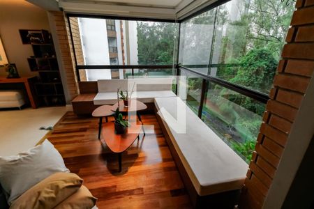Sala 1 - detalhes de apartamento à venda com 4 quartos, 197m² em Vila Andrade, São Paulo