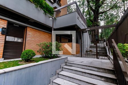 Apartamento à venda com 197m², 4 quartos e 3 vagasFachada e portaria