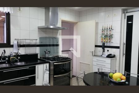 Apartamento à venda com 244m², 5 quartos e 4 vagas Apartamento à venda com 244m², 5 quartos e 4 vagasFoto 40