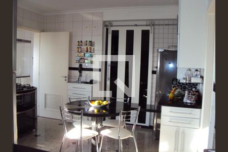 Apartamento à venda com 244m², 5 quartos e 4 vagas Apartamento à venda com 244m², 5 quartos e 4 vagasFoto 42