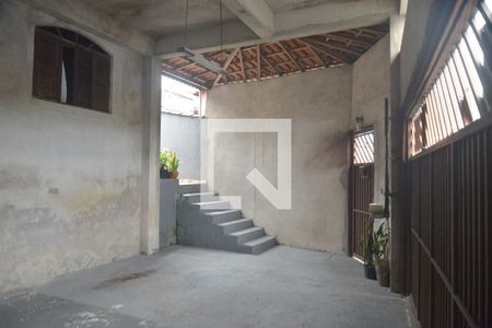 Casa à venda com 186m², 2 quartos e 3 vagasGaragem