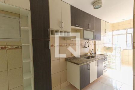 Apartamento à venda com 55m², 2 quartos e 1 vaga Apartamento à venda com 55m², 2 quartos e 1 vagaCozinha
