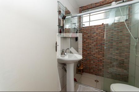 Casa à venda com 400m², 5 quartos e 3 vagasBanheiro Social Edicula