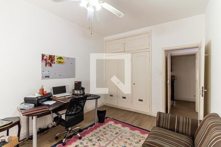 Apartamento à venda com 300m², 3 quartos e 3 vagas Apartamento à venda com 300m², 3 quartos e 3 vagasQuarto 2