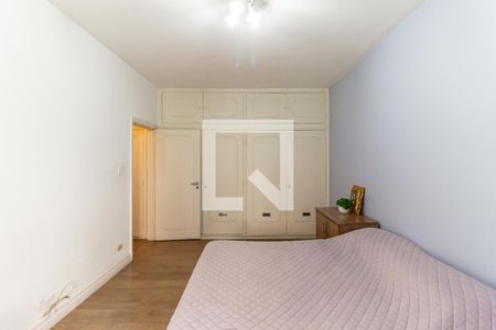 Apartamento à venda com 300m², 3 quartos e 3 vagas Apartamento à venda com 300m², 3 quartos e 3 vagasQuarto 3