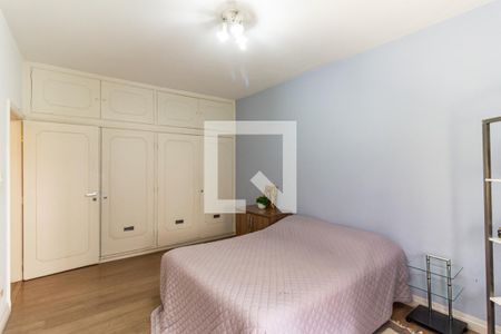 Apartamento à venda com 300m², 3 quartos e 3 vagas Apartamento à venda com 300m², 3 quartos e 3 vagasQuarto 3