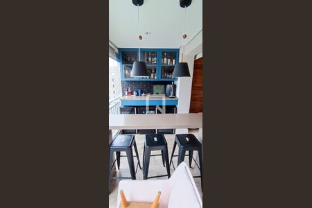 Apartamento à venda com 145m², 3 quartos e 3 vagas Apartamento à venda com 145m², 3 quartos e 3 vagasVaranda gourmet