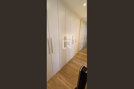 Apartamento à venda com 145m², 3 quartos e 3 vagas Apartamento à venda com 145m², 3 quartos e 3 vagasSuíte Master