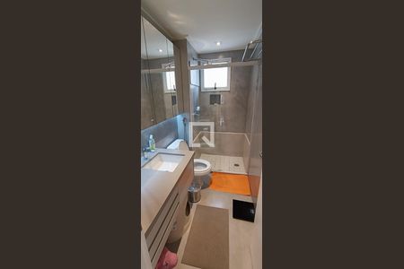 Apartamento à venda com 145m², 3 quartos e 3 vagas Apartamento à venda com 145m², 3 quartos e 3 vagasBanheiro da Suíte 2