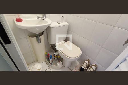 Apartamento à venda com 145m², 3 quartos e 3 vagas Apartamento à venda com 145m², 3 quartos e 3 vagasBanheiro de serviço