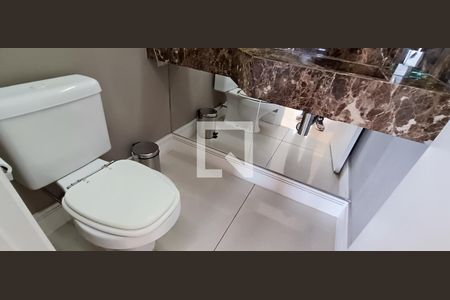 Apartamento à venda com 145m², 3 quartos e 3 vagas Apartamento à venda com 145m², 3 quartos e 3 vagasBanheiro Social