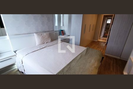 Apartamento à venda com 145m², 3 quartos e 3 vagas Apartamento à venda com 145m², 3 quartos e 3 vagasSuíte Master