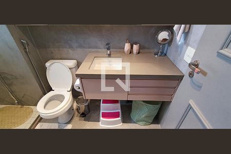 Apartamento à venda com 145m², 3 quartos e 3 vagas Apartamento à venda com 145m², 3 quartos e 3 vagasBanheiro da Suíte 1