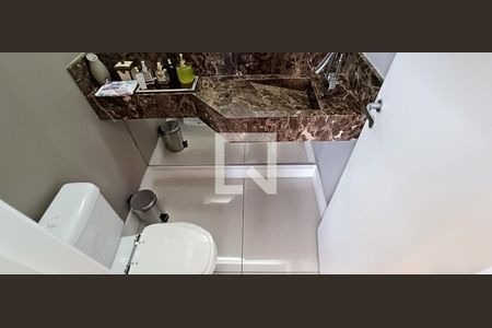 Apartamento à venda com 145m², 3 quartos e 3 vagas Apartamento à venda com 145m², 3 quartos e 3 vagasBanheiro Social