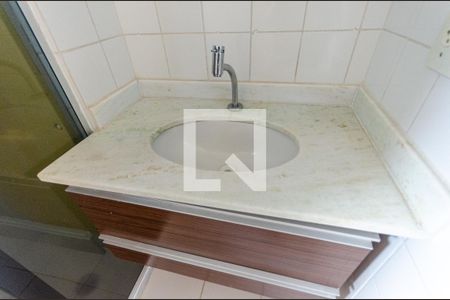Apartamento à venda com 57m², 3 quartos e 1 vaga Apartamento à venda com 57m², 3 quartos e 1 vagaBanheiro