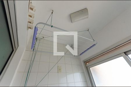 Apartamento à venda com 57m², 3 quartos e 1 vaga Apartamento à venda com 57m², 3 quartos e 1 vagaÁrea de Serviço