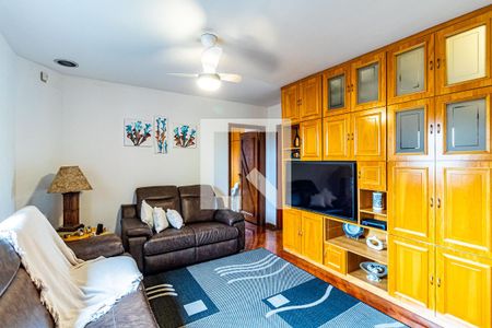 Casa de condomínio à venda com 310m², 4 quartos e 4 vagas Casa de condomínio à venda com 310m², 4 quartos e 4 vagasSala superior