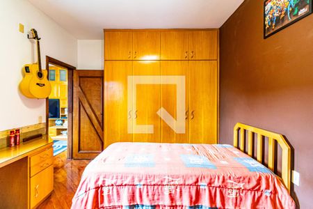 Casa de condomínio à venda com 310m², 4 quartos e 4 vagas Casa de condomínio à venda com 310m², 4 quartos e 4 vagasSuíte 03