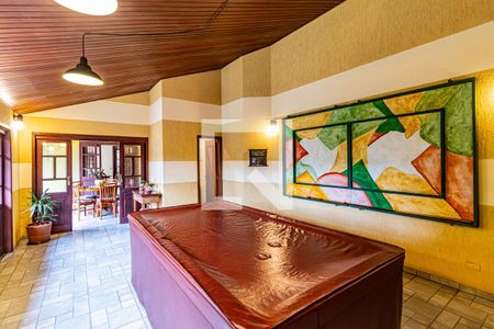 Casa de condomínio à venda com 310m², 4 quartos e 4 vagas Casa de condomínio à venda com 310m², 4 quartos e 4 vagasSalão