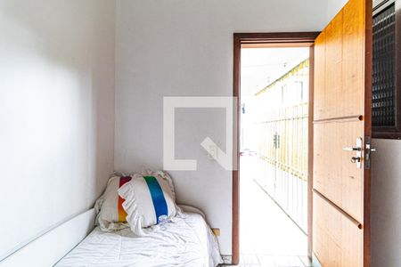 Casa de condomínio à venda com 310m², 4 quartos e 4 vagas Casa de condomínio à venda com 310m², 4 quartos e 4 vagasQuarto de serviço