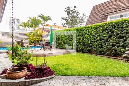 Casa de condomínio à venda com 310m², 4 quartos e 4 vagas Casa de condomínio à venda com 310m², 4 quartos e 4 vagasJardim