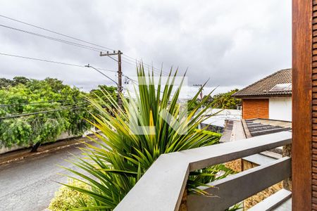 Casa de condomínio à venda com 310m², 4 quartos e 4 vagas Casa de condomínio à venda com 310m², 4 quartos e 4 vagasSuíte 01 - Varanda