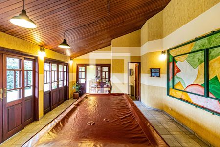 Casa de condomínio à venda com 310m², 4 quartos e 4 vagas Casa de condomínio à venda com 310m², 4 quartos e 4 vagasSalão