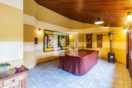 Casa de condomínio à venda com 310m², 4 quartos e 4 vagas Casa de condomínio à venda com 310m², 4 quartos e 4 vagasSalão