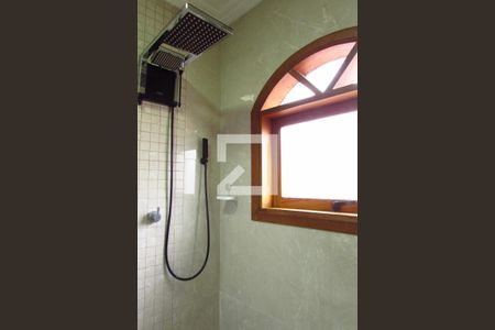 Casa à venda com 140m², 3 quartos e 3 vagasBanheiro/Quarto 1