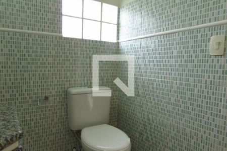 Casa à venda com 140m², 3 quartos e 3 vagasEdícula/Banheiro