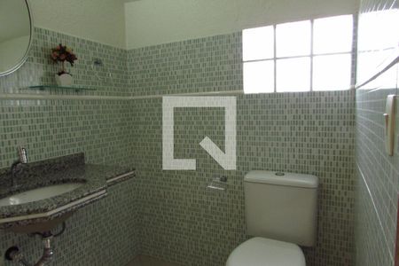 Casa à venda com 140m², 3 quartos e 3 vagasEdícula/Banheiro