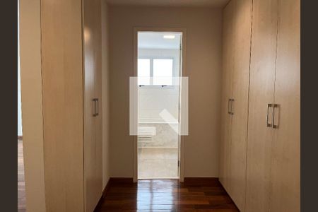 Apartamento à venda com 230m², 4 quartos e 3 vagasSuíte 1