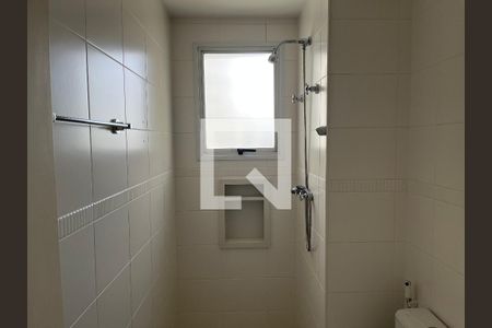 Apartamento à venda com 230m², 4 quartos e 3 vagasBanheiro da Suíte 2