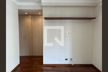 Apartamento à venda com 230m², 4 quartos e 3 vagasSuíte 1