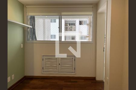 Apartamento à venda com 230m², 4 quartos e 3 vagasEscritório