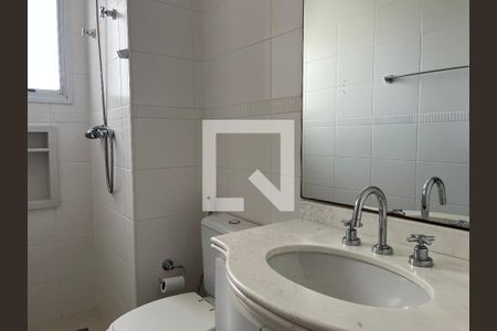 Apartamento à venda com 230m², 4 quartos e 3 vagasBanheiro da Suíte 2