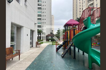 Apartamento à venda com 230m², 4 quartos e 3 vagasÁrea comum - Playground