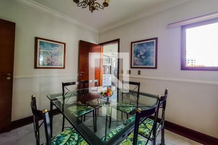 Apartamento à venda com 190m², 4 quartos e 3 vagas Apartamento à venda com 190m², 4 quartos e 3 vagasCopa