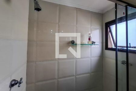 Apartamento à venda com 190m², 4 quartos e 3 vagas Apartamento à venda com 190m², 4 quartos e 3 vagasBanheiro da Suíte 2