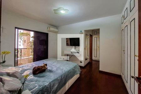 Apartamento à venda com 190m², 4 quartos e 3 vagas Apartamento à venda com 190m², 4 quartos e 3 vagasSuíte 1