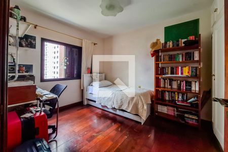 Apartamento à venda com 190m², 4 quartos e 3 vagas Apartamento à venda com 190m², 4 quartos e 3 vagasQuarto 3