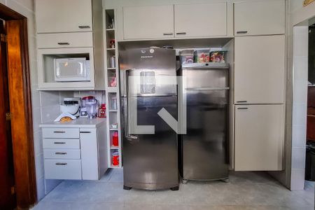 Apartamento à venda com 190m², 4 quartos e 3 vagas Apartamento à venda com 190m², 4 quartos e 3 vagasCozinha