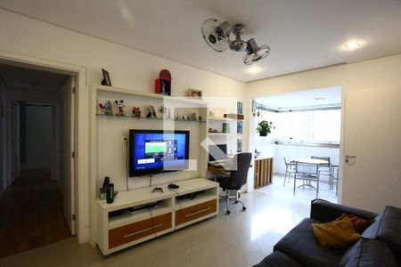 Apartamento à venda com 211m², 4 quartos e 4 vagas Apartamento à venda com 211m², 4 quartos e 4 vagasSala de TV