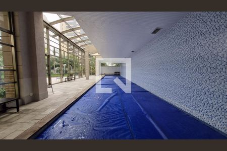 Apartamento à venda com 211m², 4 quartos e 4 vagas Apartamento à venda com 211m², 4 quartos e 4 vagasPiscina Coberta