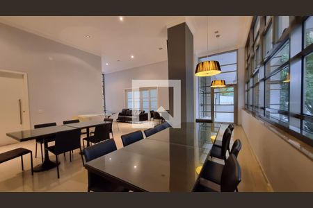 Apartamento à venda com 211m², 4 quartos e 4 vagas Apartamento à venda com 211m², 4 quartos e 4 vagasÁrea comum - Salão de festas