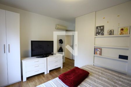 Apartamento à venda com 211m², 4 quartos e 4 vagas Apartamento à venda com 211m², 4 quartos e 4 vagassuíte 2