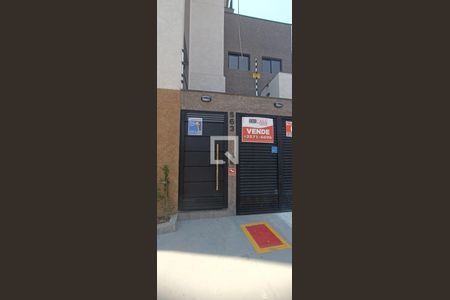 Apartamento à venda com 41m², 2 quartos e sem vaga Apartamento à venda com 41m², 2 quartos e sem vagaFachada
